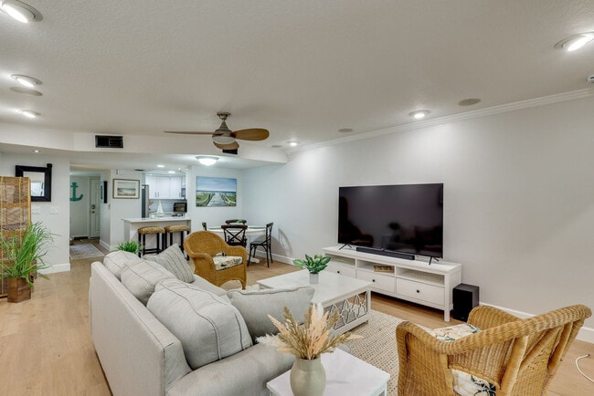 Building Photo - 1028 Apollo Beach Blvd Unit SI FL1-ID1623793P