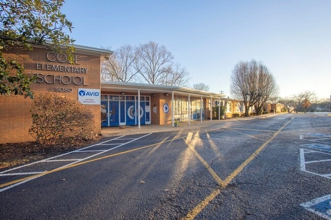 Photo - 5100 Colemont Dr