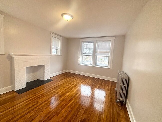 Photo - 2 Webster St Unit 24