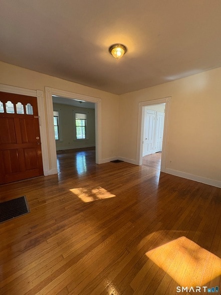 Photo - 211 Norton St