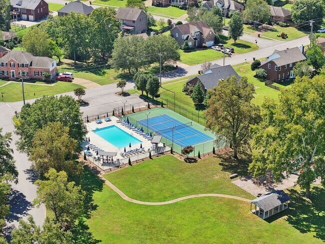 Photo - 2402 Brookstone Pl
