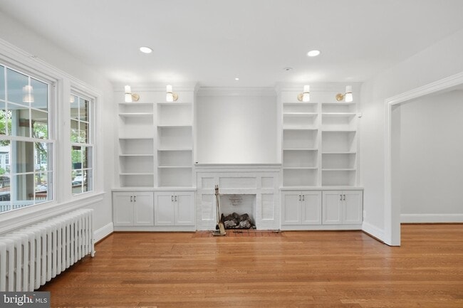 Photo - 3839 Beecher St NW