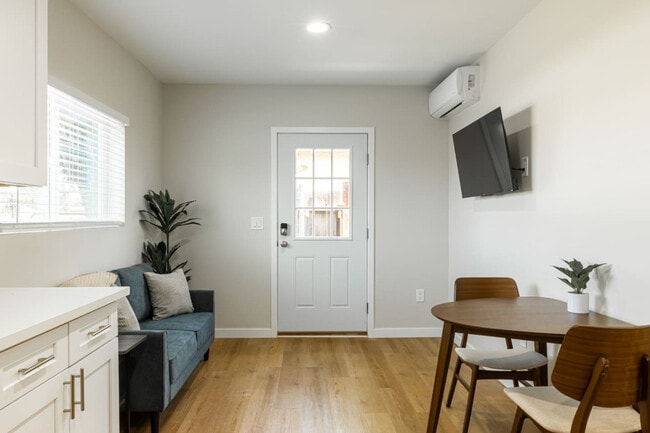 Building Photo - 8781 Blue Boy Ln Unit SI ID1496401P