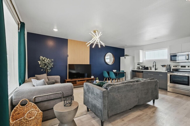 Building Photo - 4416 San Jacinto St Unit ID1241881P