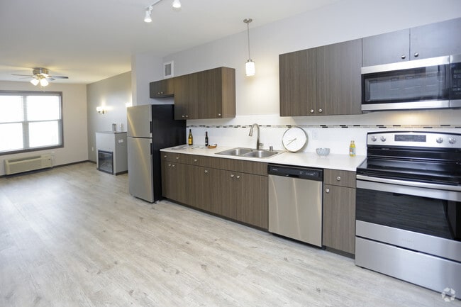 1BR, 1BA - 692 SF - The Ephesians at Lexington