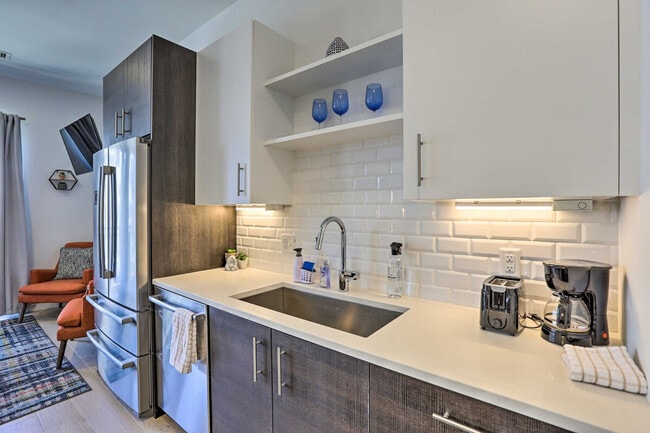 Photo - 2530 Lawrence St Unit SI ID1386096P