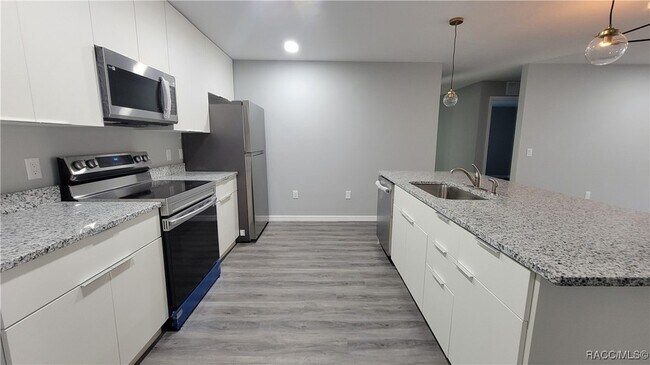 Photo - 788 W Glenhaven Dr