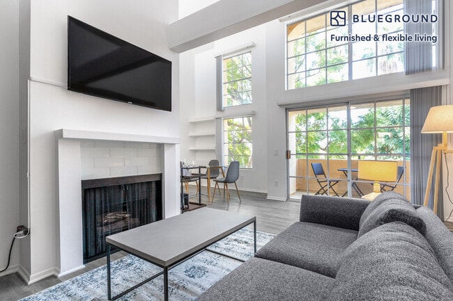 Photo - 960 N Alfred St Unit SI FL2-ID211