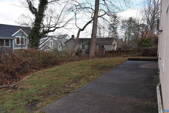 Photo - 107 Harris Rd Unit A