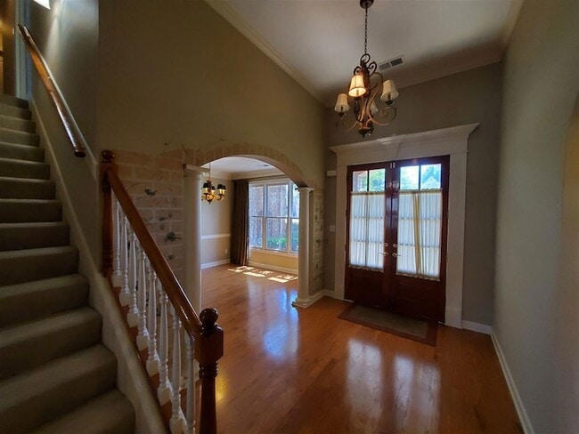 Photo - 472 Hunters Mill Cove