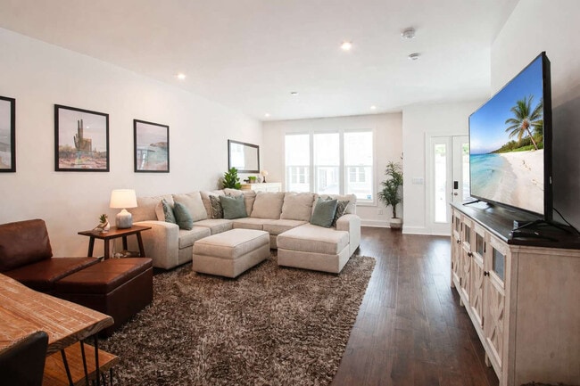 Photo - 500 Creative Way Unit SI ID1051678P