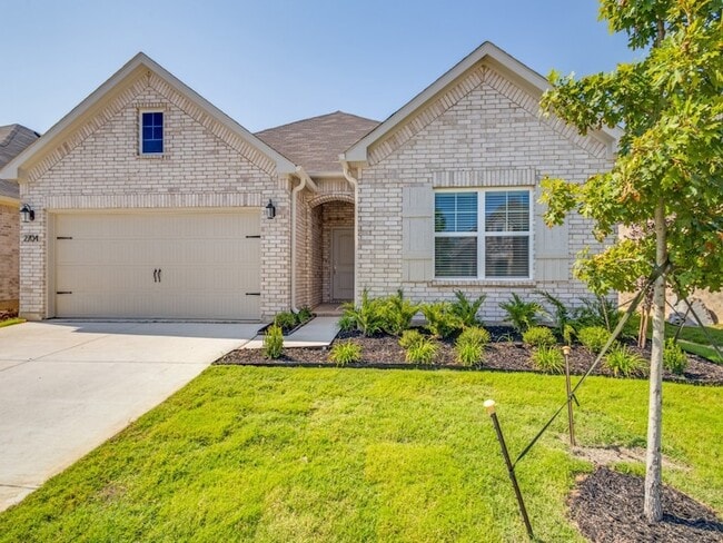 Photo - 2704 Donella Dr