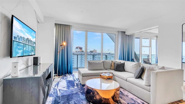 Building Photo - 3101 Bayshore Dr Unit FL12-ID1038989P