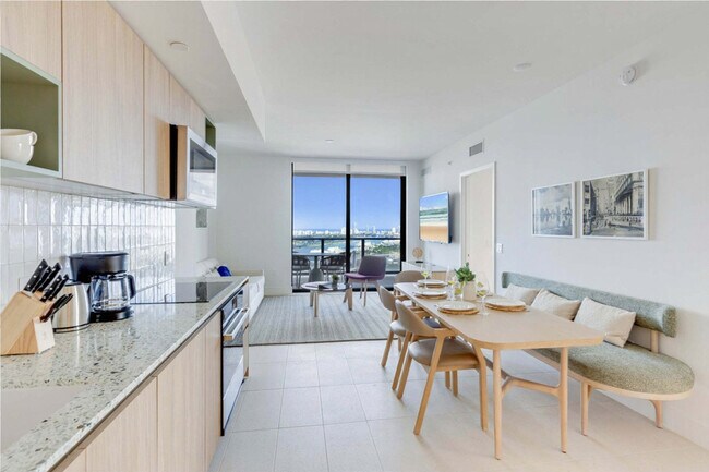 Photo - 601 NE 1st Ave Unit SI ID1227496P