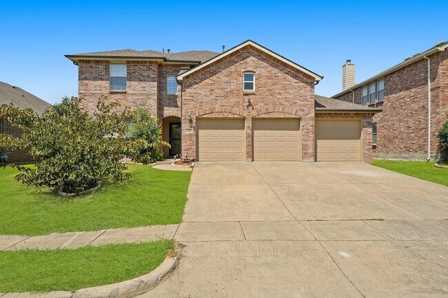 Photo - 308 Acklington Dr