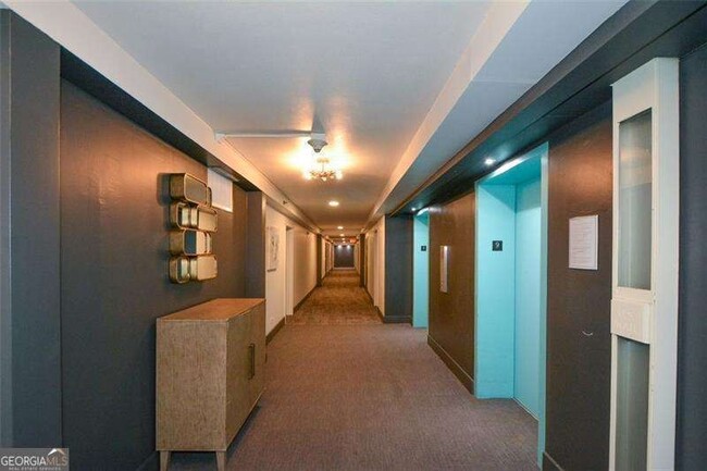 Photo - 620 Peachtree St NE Unit 916
