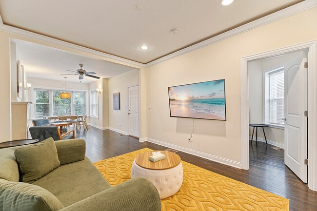 Photo - 1349 N Lawndale Ave Unit ID1265099P