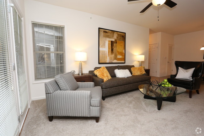 2BR, 2BA - 1069 SF - Living Room - Brighton 3050