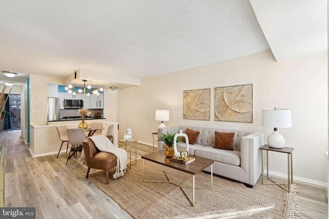 Building Photo - 1245 13th St NW Unit 109