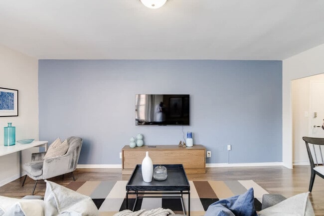 Photo - 105 W 39th St Unit FL12-ID1061318P