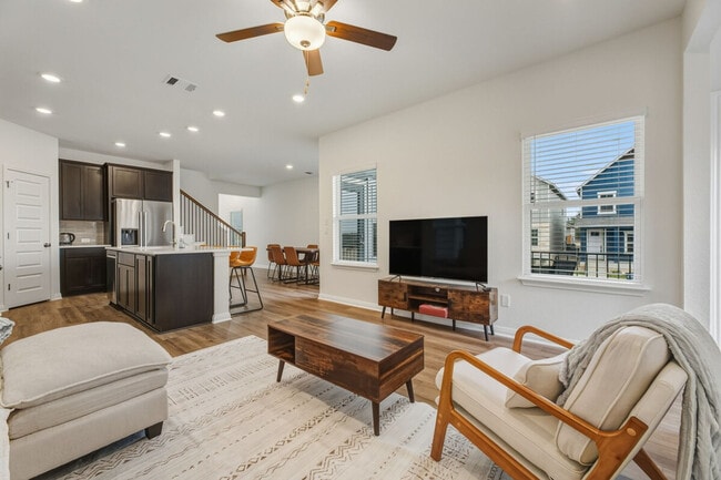 Building Photo - 2017 Ridge Runner Dr Unit SI ID1492674P