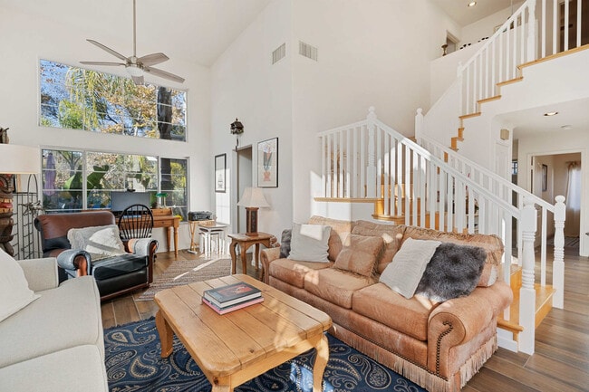 Building Photo - 5508 Caminito Exquisito Unit ID1062710P