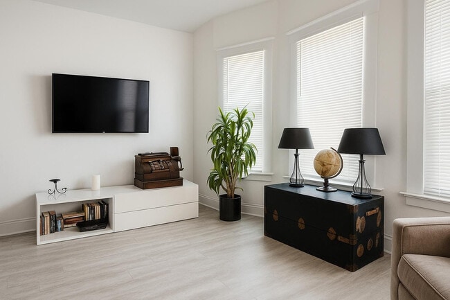 Building Photo - 607 E Euclid St Unit ID1239399P