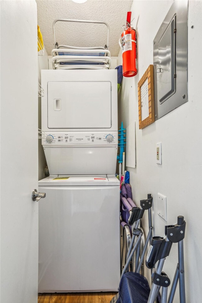 Photo - 880 Jimmy Buffett Mem Hwy Unit FL3-ID1259091P