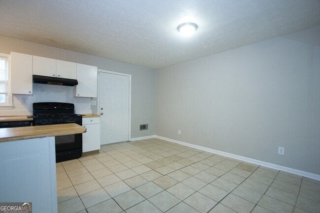 Photo - 2139 Golfview Dr SE