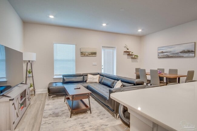 Photo - 5689 Stellarjay St