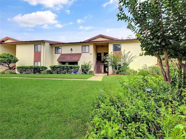 Photo - 700 Midway Dr Unit B