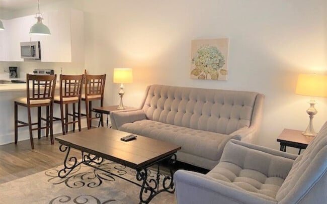 Building Photo - 392 Ashley Ave NE Unit ID1344755P