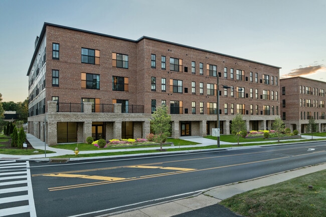 Photo - Landmark at Dublin