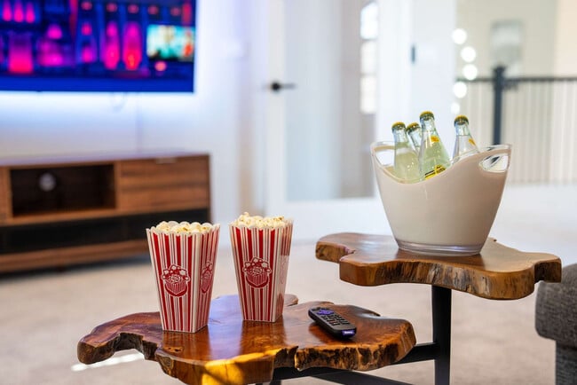 Photo - 8116 Hubble Walk Unit ID1292402P