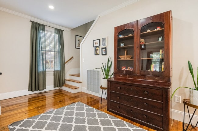 Photo - 220 Cleland St Unit ID1300981P