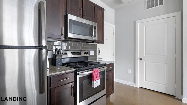 Photo - 4300 Cromwell Dr Unit 5109