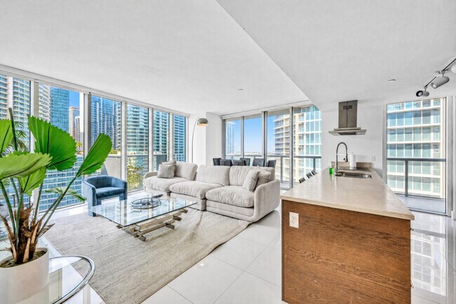 Photo - 485 Brickell Ave Unit SI FL17-ID1522104P