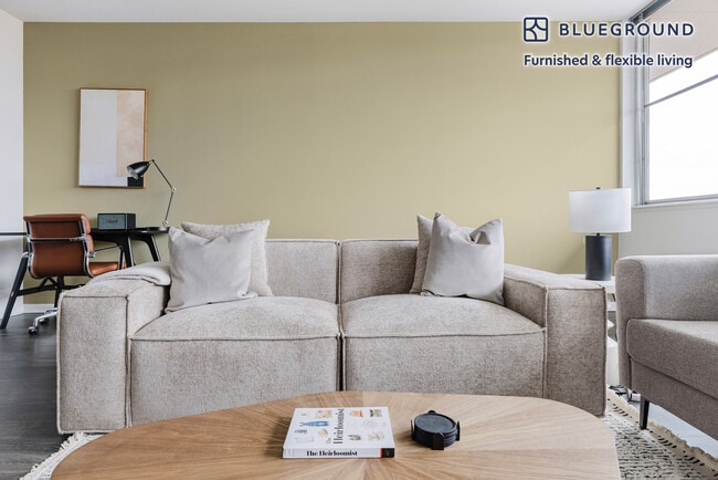 Photo - 901 S Ashland Ave Unit FL12-ID1384