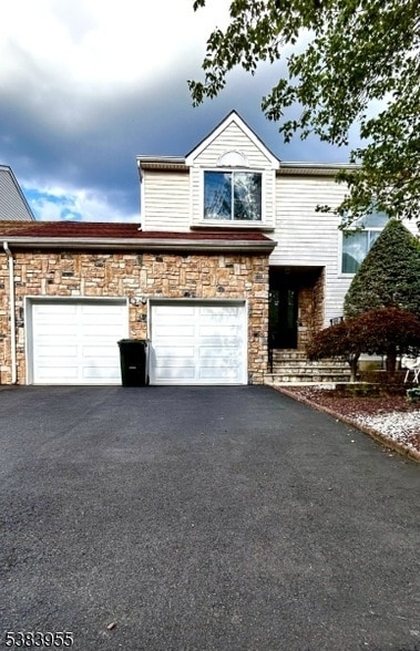 Photo - 27 Kingfisher Ct