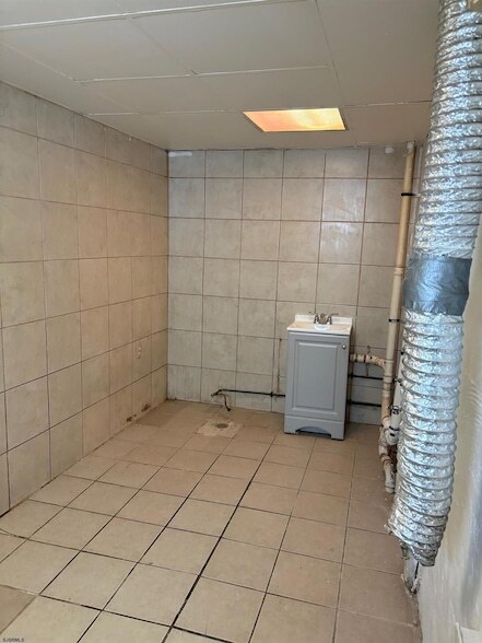 Photo - 811 N Indiana Ave