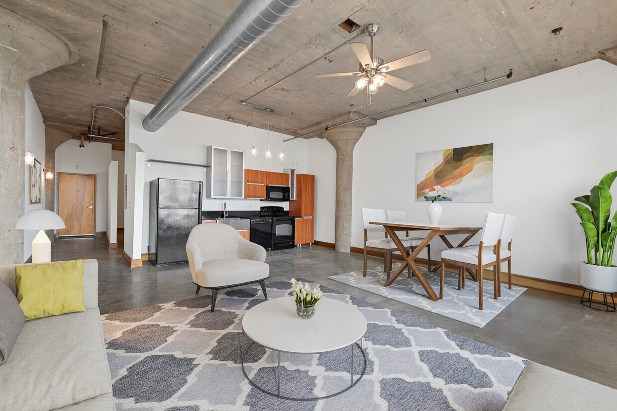 Floor Plan - 1BR/1.0BA
