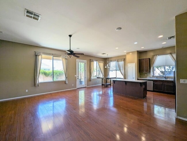 Building Photo - 3310 W Latona Rd