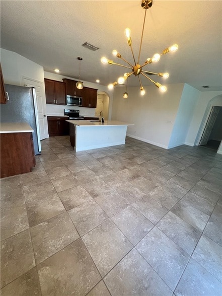 Photo - 3280 Roxbury Pl SW