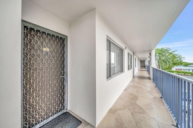 Photo - 9485 N Belfort Cir Unit 308