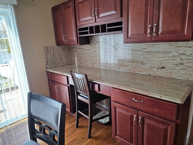 Photo - 176 Oak Grove Ave