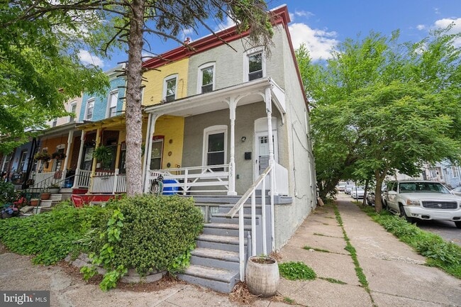 Building Photo - 455 Ripka St