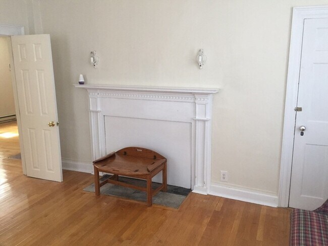 Photo - 112 Main St Unit A