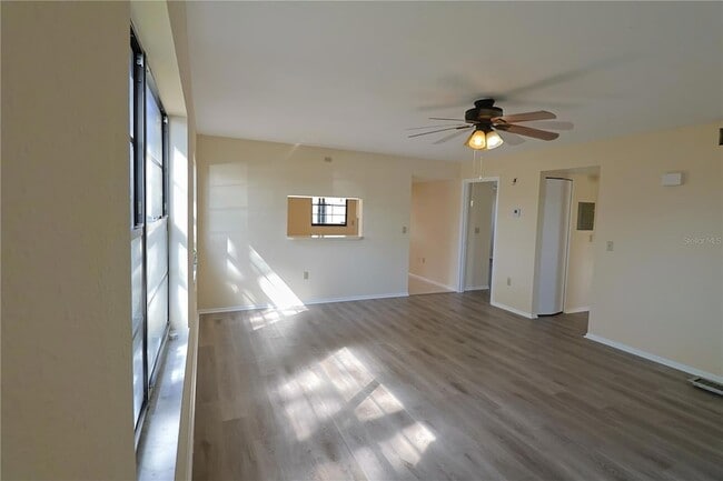 Photo - 2515 Bayshore Gardens Pkwy Unit 9