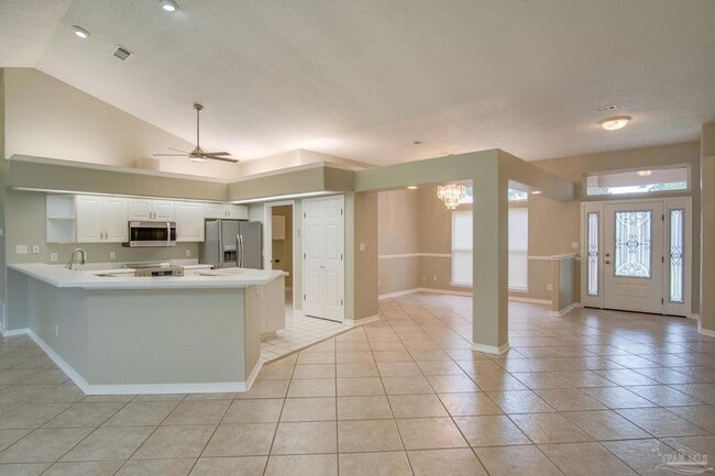 Photo - 2042 Hamilton Crossing Dr