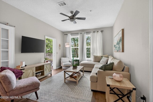 Building Photo - 7801 Point Meadows Dr Unit 1205